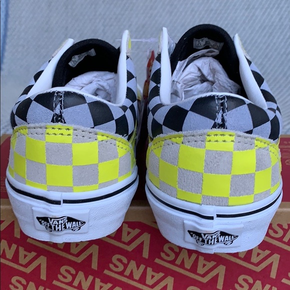 VANS OLD SKOOL SUEDE MULTI CHECK/Tr White WMNS - Picture 10 of 16